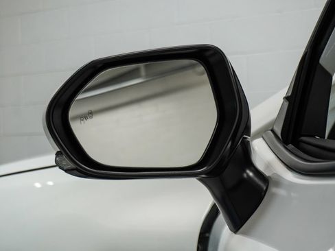 Used 2025 Toyota Camry LE FWD image 38