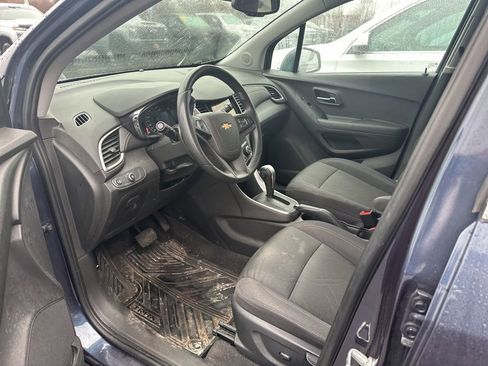 Used 2018 Chevrolet Trax LT w/ LPO, Protection Package image 7