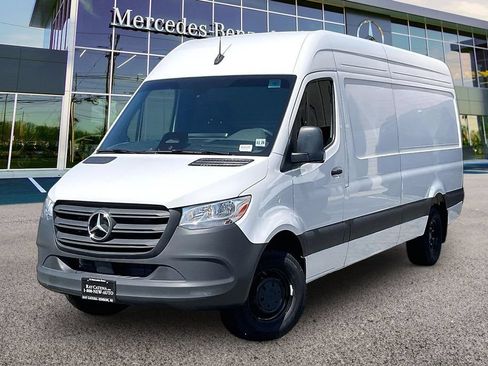 Used 2026 Mercedes-Benz Sprinter 3500 image 8