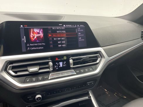 Used 2019 BMW 330i xDrive Sedan w/ Premium Package image 14