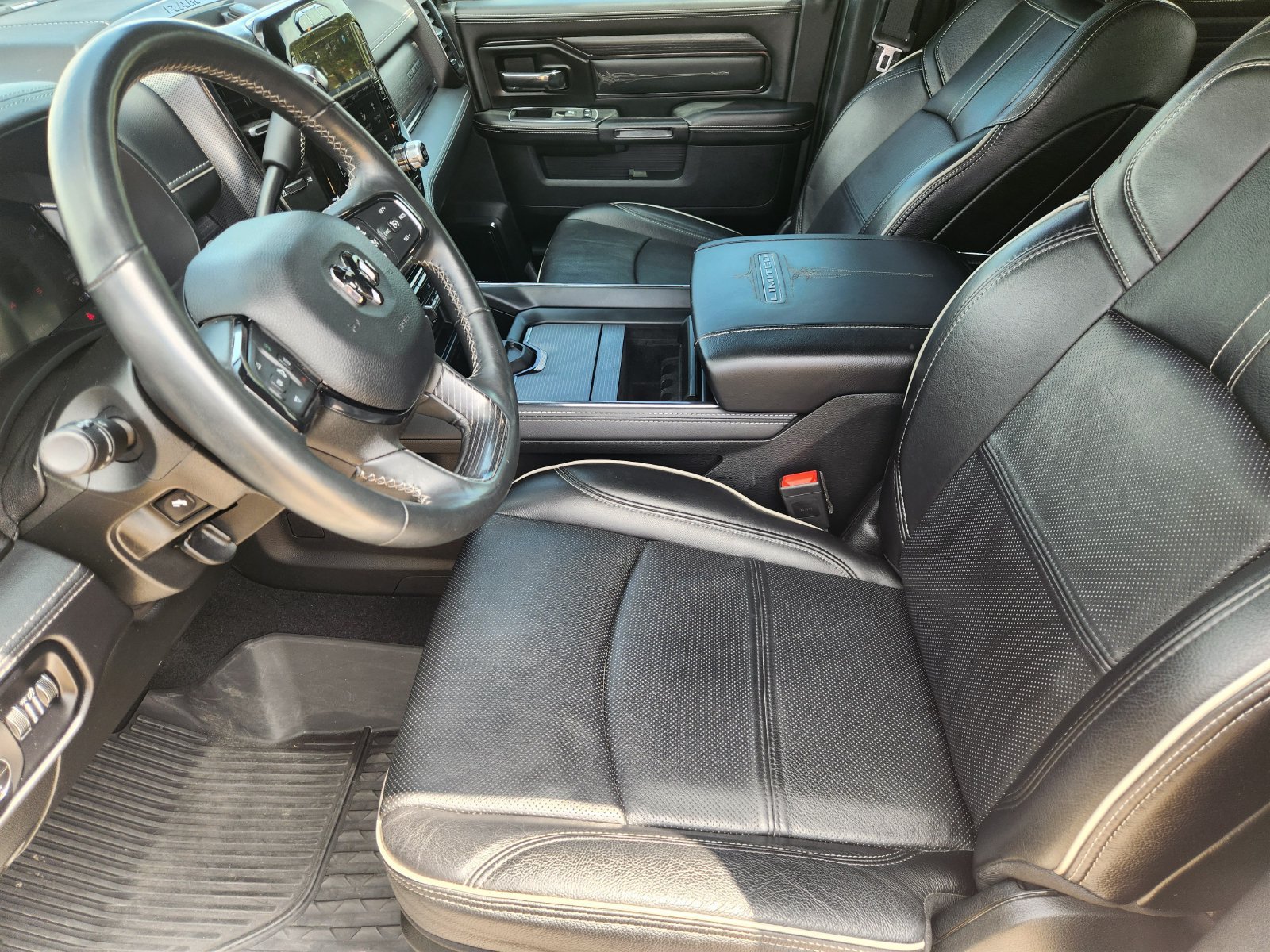 Used 2024 RAM 2500 Limited AWD/4WD image 16