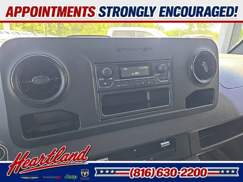 Used 2025 Mercedes-Benz Sprinter 2500 image 46