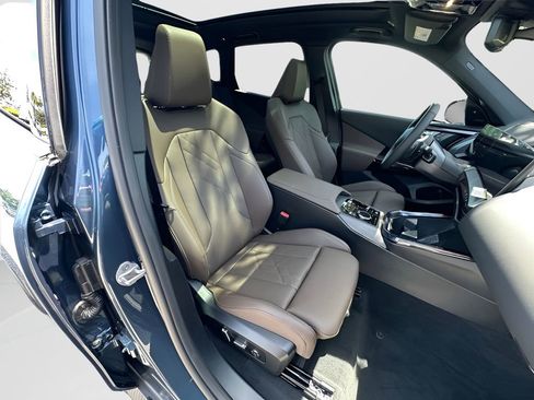 New 2026 BMW X3 xDrive30 w/ Premium Package image 24