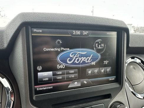 Used 2016 Ford F250 Lariat w/ Chrome Package image 27