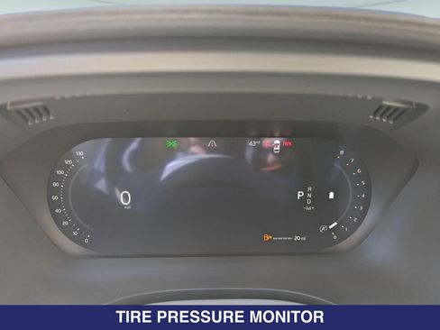 New 2026 Volvo XC60 B5 Ultra w/ Protection Package Premier AWD/4WD image 14