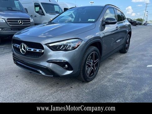 Certified 2026 Mercedes-Benz GLA 250 4MATIC image 2