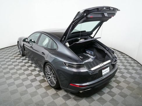 New 2026 Porsche Panamera 4 E-Hybrid image 34