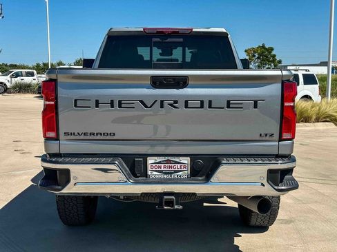 Used 2025 Chevrolet Silverado 3500 LTZ w/ LTZ Premium Package AWD/4WD image 4