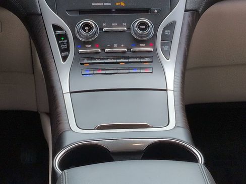 Certified 2020 Lincoln Nautilus Reserve FWD image 19