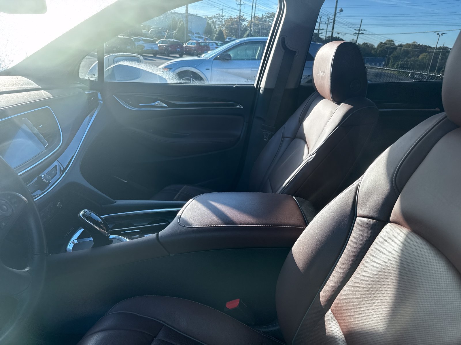 Used 2019 Buick Enclave Avenir AWD/4WD image 10