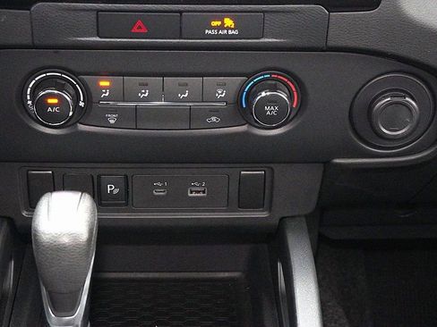 Used 2022 Nissan Frontier S w/ Technology Package image 14