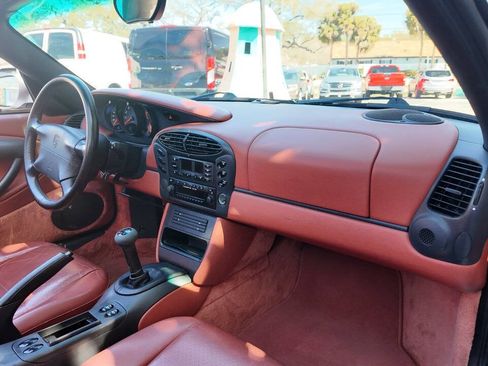 Used 1999 Porsche Boxster image 15