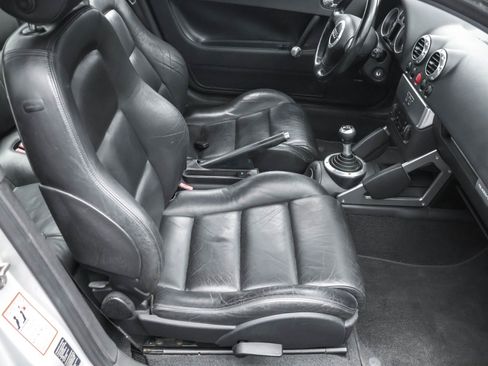 Used 2001 Audi TT 1.8T AWD/4WD image 14