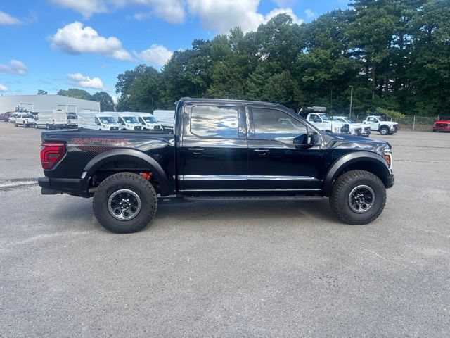 Used 2025 Ford F150 Raptor AWD/4WD image 6