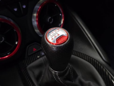Used 2020 Chevrolet Camaro SS RWD image 29