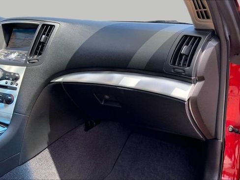 Used 2015 INFINITI Q60 AWD Coupe w/ Premium Package image 16