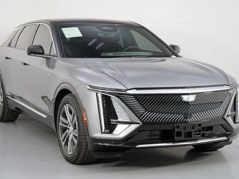 Used 2025 Cadillac Lyriq Luxury image 53
