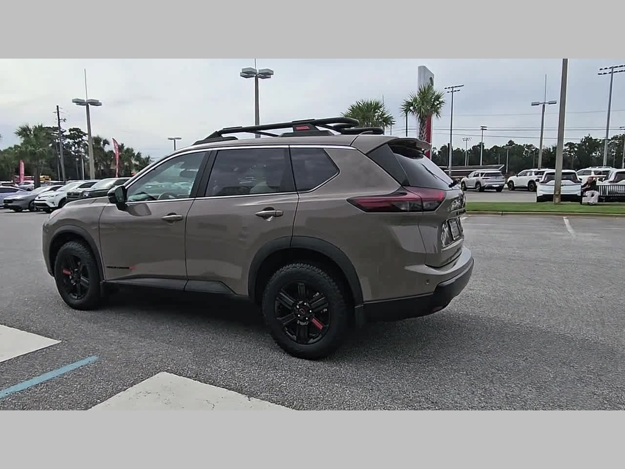 Used 2025 Nissan Rogue SV w/ Rock Creek Premium Package AWD/4WD image 29
