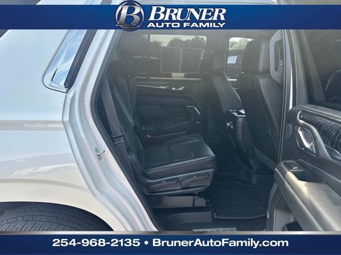 Used 2022 GMC Yukon Denali image 18
