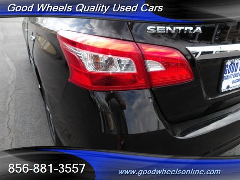 Used 2019 Nissan Sentra SR image 9