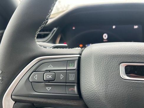New 2026 Jeep Grand Cherokee Altitude AWD/4WD image 18