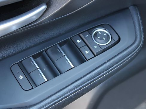 Certified 2024 Toyota Grand Highlander AWD image 15
