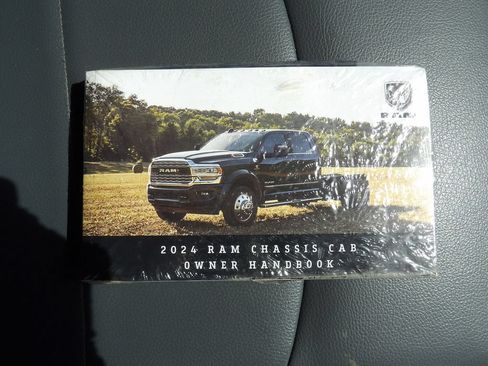 Used 2024 RAM 3500 Tradesman AWD/4WD image 55