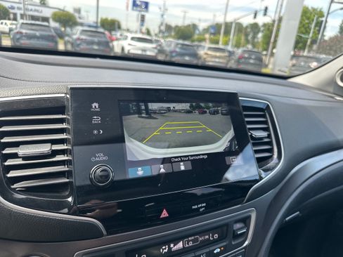 Used 2021 Honda Pilot Black Edition image 30