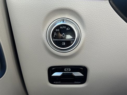 New 2026 Mercedes-Benz C 300 C 300 image 18