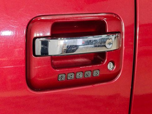 Used 2010 Ford F150 Lariat RWD image 13