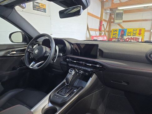 Used 2024 Dodge Hornet R/T Plus w/ Tech Pack Plus w/o Parking image 12