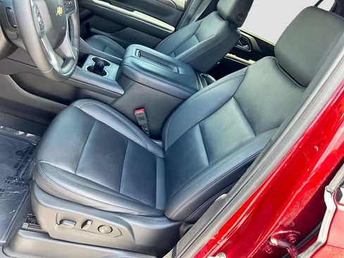 Used 2023 Chevrolet Tahoe LT w/ Luxury Package RWD image 17