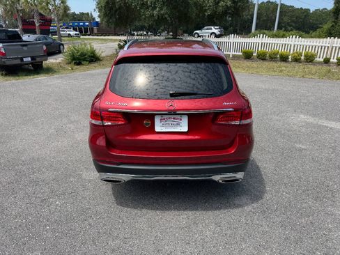 Used 2019 Mercedes-Benz GLC 300 4MATIC image 6