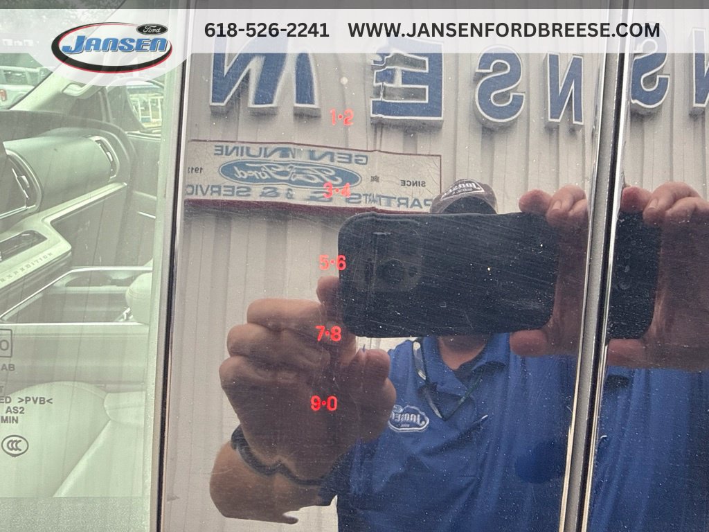 Used 2025 Ford Expedition Active AWD/4WD image 11
