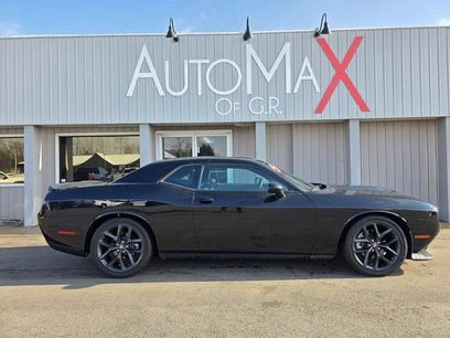 Used 2022 Dodge Challenger R/T w/ Blacktop Package
