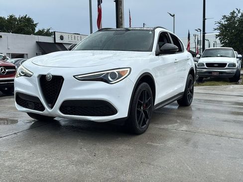 Used 2019 Alfa Romeo Stelvio Sport w/ Quick Order Package 22K Sport RWD image 19