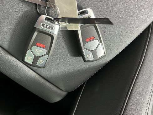 Used 2023 Audi Q5 2.0T Premium Plus w/ Premium Plus Package image 26