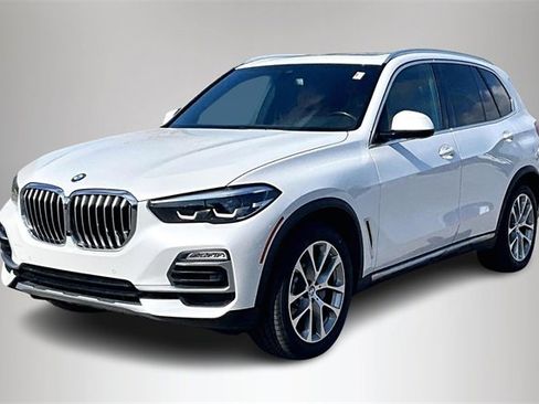 Used 2019 BMW X5 xDrive40i w/ Premium Package 2 image 2