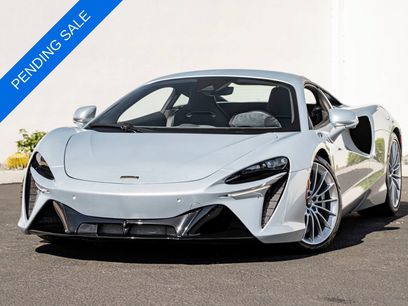 Used 2025 McLaren Artura