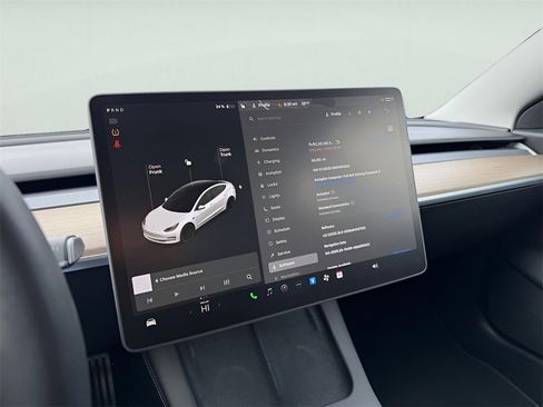 Used 2021 Tesla Model 3 Performance image 21