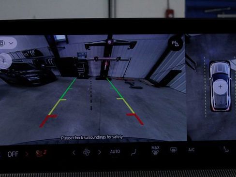 Used 2025 Ford Explorer ST-Line w/ ST-Line Street Pack image 36