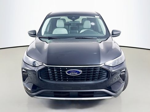 Used 2023 Ford Escape Active image 2