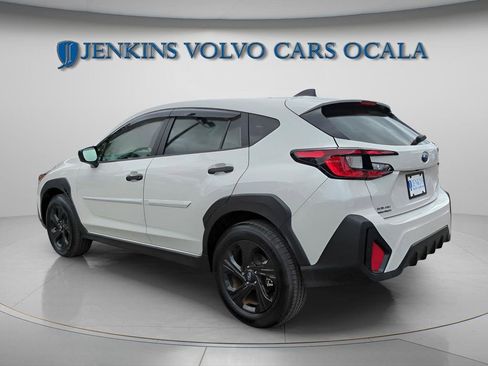 Used 2024 Subaru Crosstrek 2.0i AWD/4WD image 5