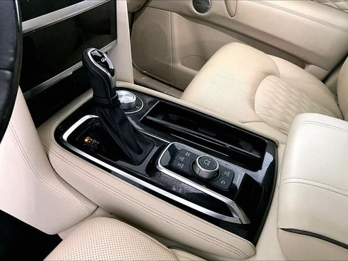 Used 2022 INFINITI QX80 Sensory w/ Cargo Package AWD/4WD image 16