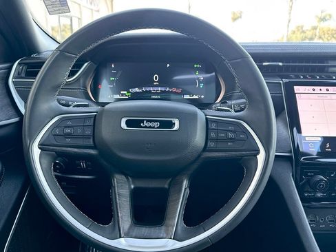 Used 2024 Jeep Grand Cherokee Limited 4xe AWD/4WD image 11