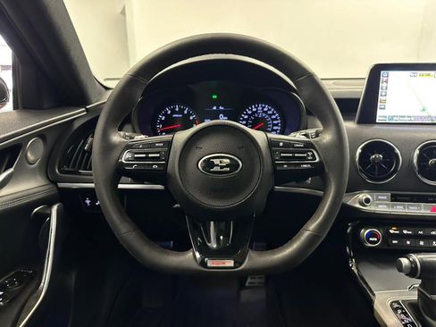 Used 2019 Kia Stinger GTS image 42