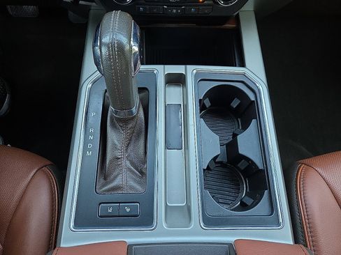 Used 2018 Ford F150 King Ranch w/ Equipment Group 601A Luxury AWD/4WD image 19