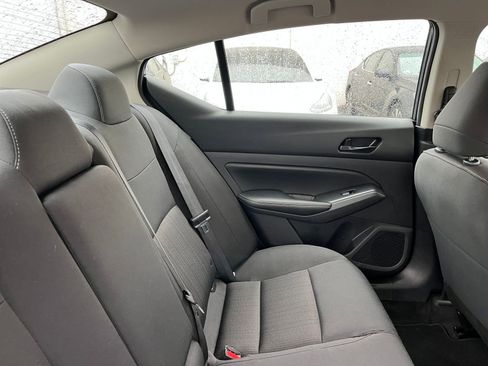 Used 2025 Nissan Altima 2.5 SV image 37