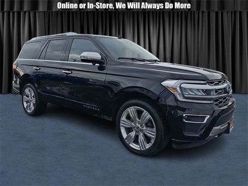 Used 2023 Ford Expedition Platinum image 1