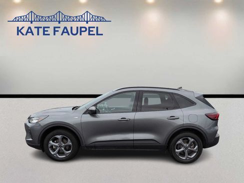 Used 2025 Ford Escape ST-Line Select AWD/4WD image 4